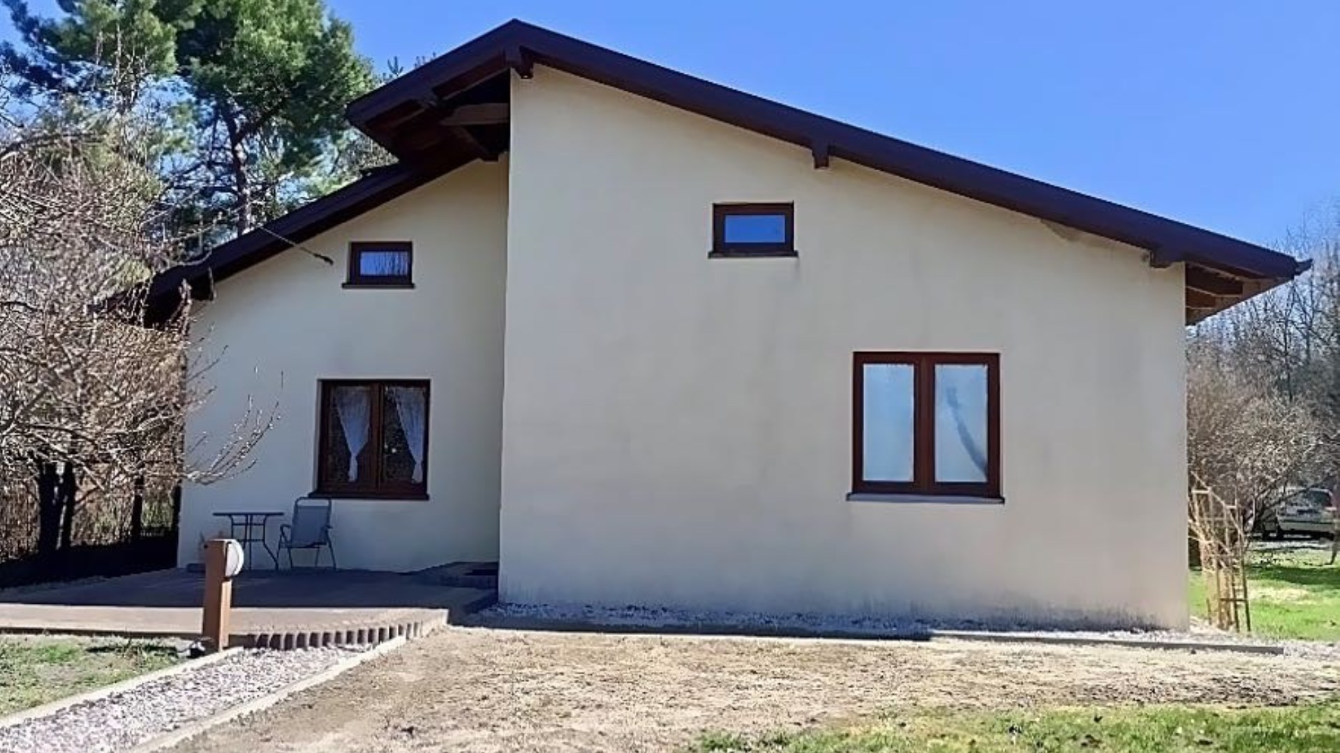 Dom na sprzedaż
